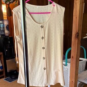 Chic Sleeveless Beige Button-Front Top